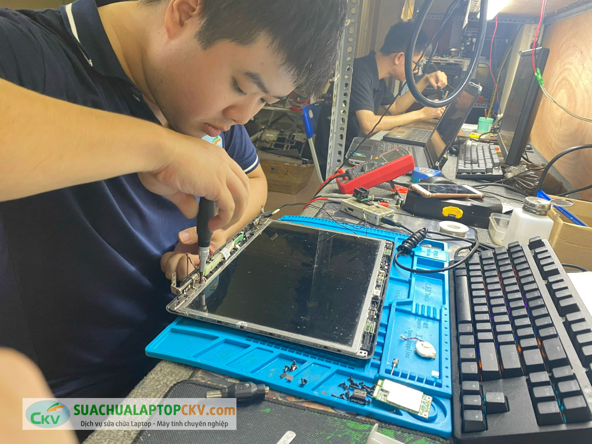 Thay màn hình laptop Bắc Ninh
